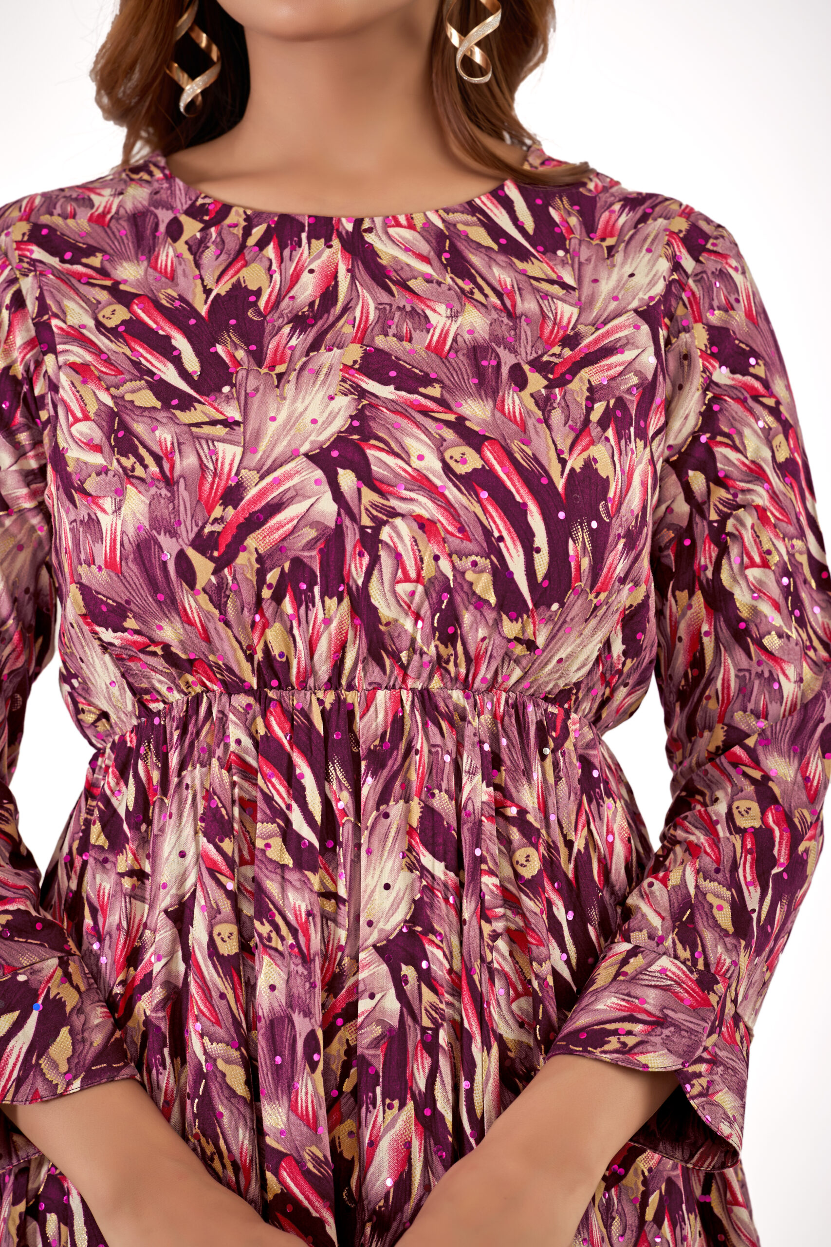 effortlessly stylish women’s round neck pleated frock